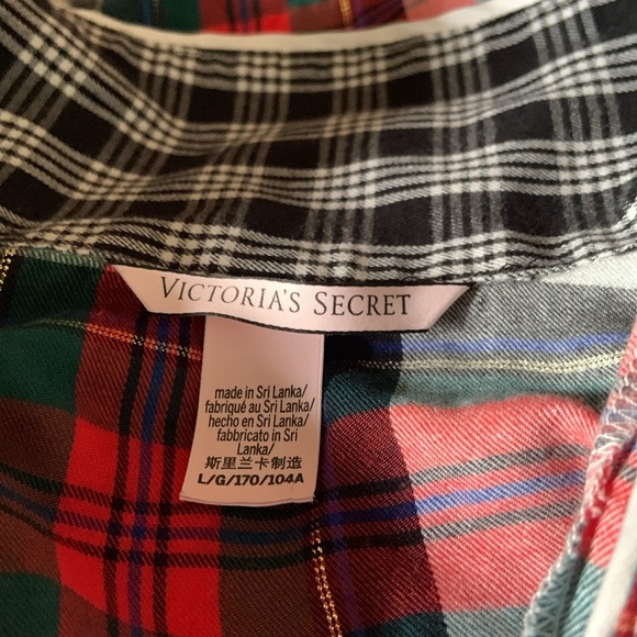 Victoria’s Secret plaid flannel romper size large. 3/4 sleeve super cute comfy. - Picture 7 of 14